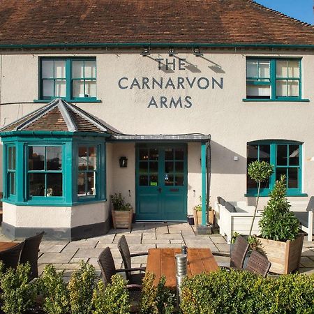 The Carnarvon Arms Hotel Нюбъри Екстериор снимка